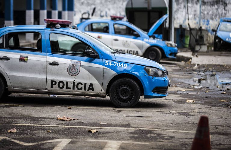 Homem inventa que ex-mulher era informante da polícia e a entrega para traficantes na Penha